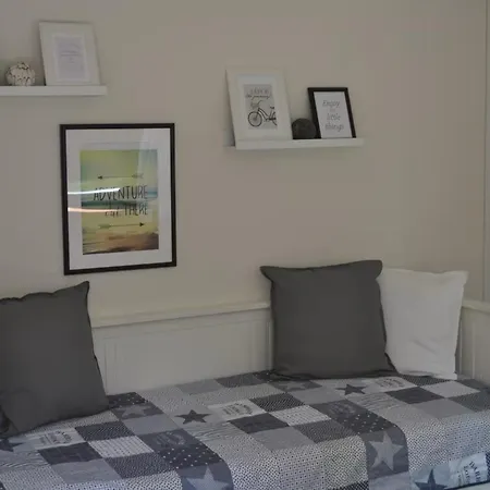 Appartement Neat By Forest *
